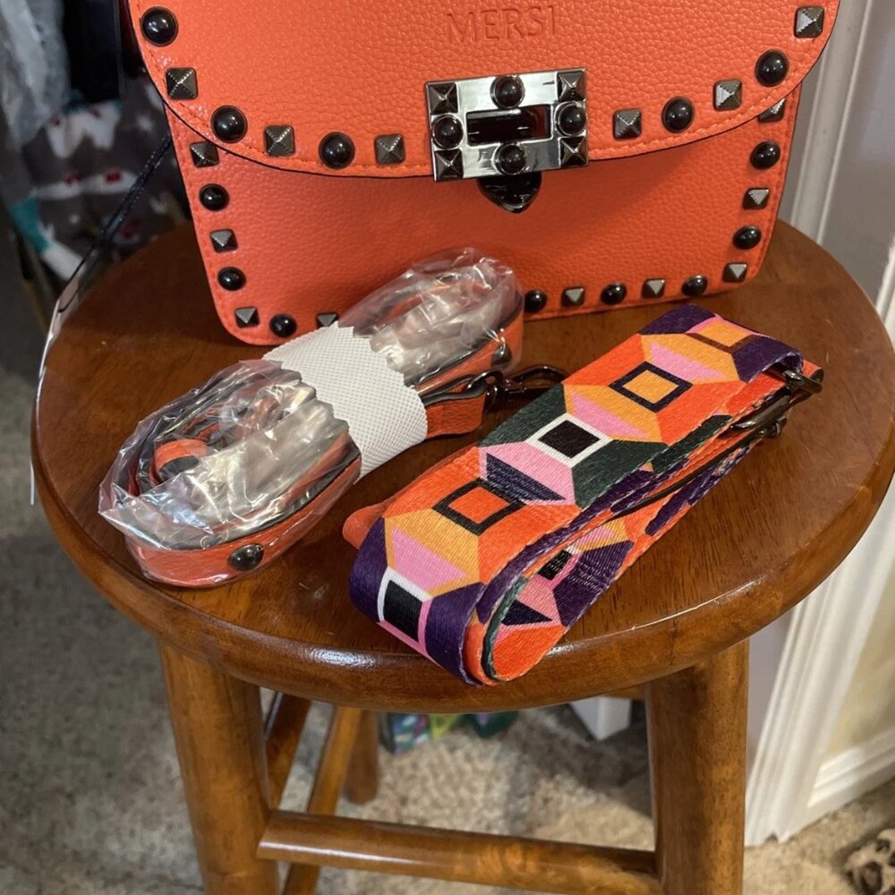 Mersi Ruby Studded Crossbody With 2 Straps - Orange - NWT - Picture 10 of 12